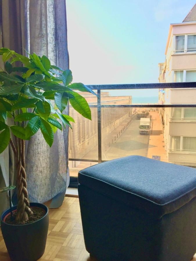 Rustig Appartement Met Zeezicht Dicht Bij Het Centrum Oostende Exterior foto